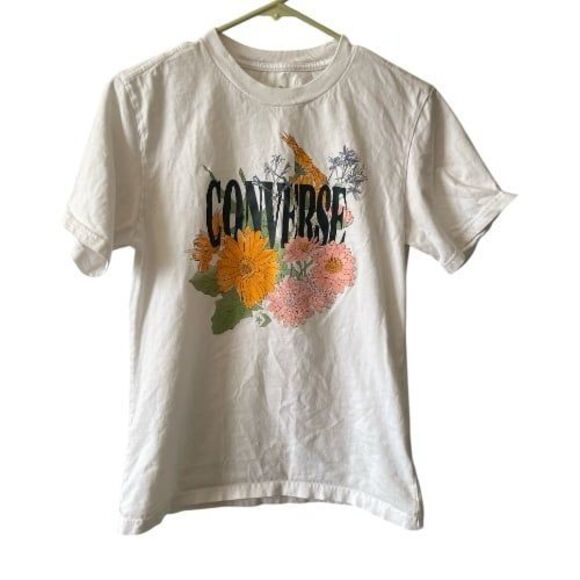 Converse Women’s Floral Graphic T-shirt Size Medium Cotton Casual Slim Fit - Picture 1 of 4
